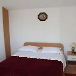In With Terrace, Air Condition, Wifi, Washing Machine