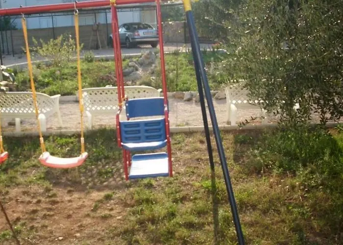 דירה In With Terrace, Air Condition, Wifi, Washing Machine פירובאץ